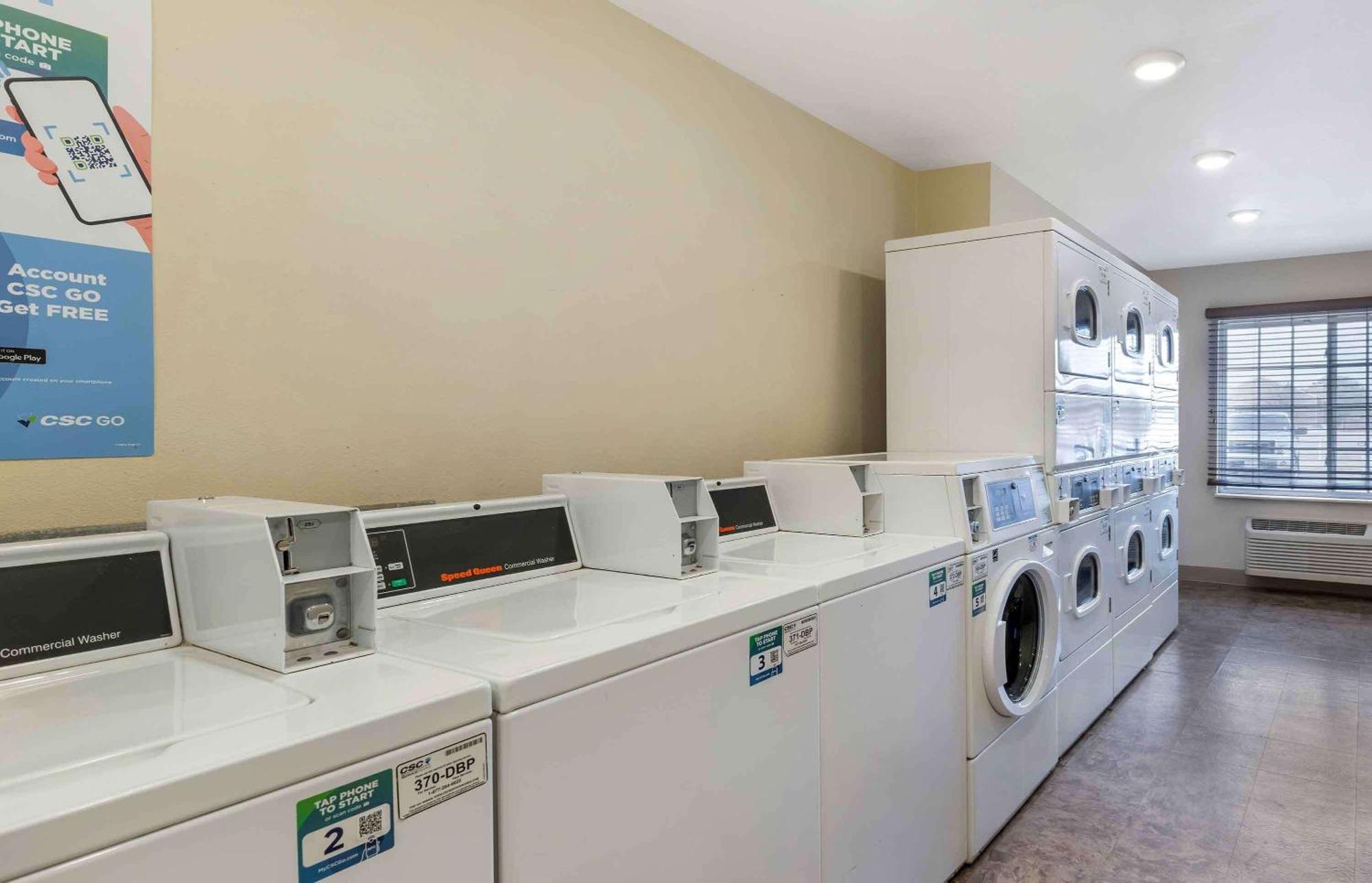 Extended Stay America Select Suites - Lubbock - West Экстерьер фото