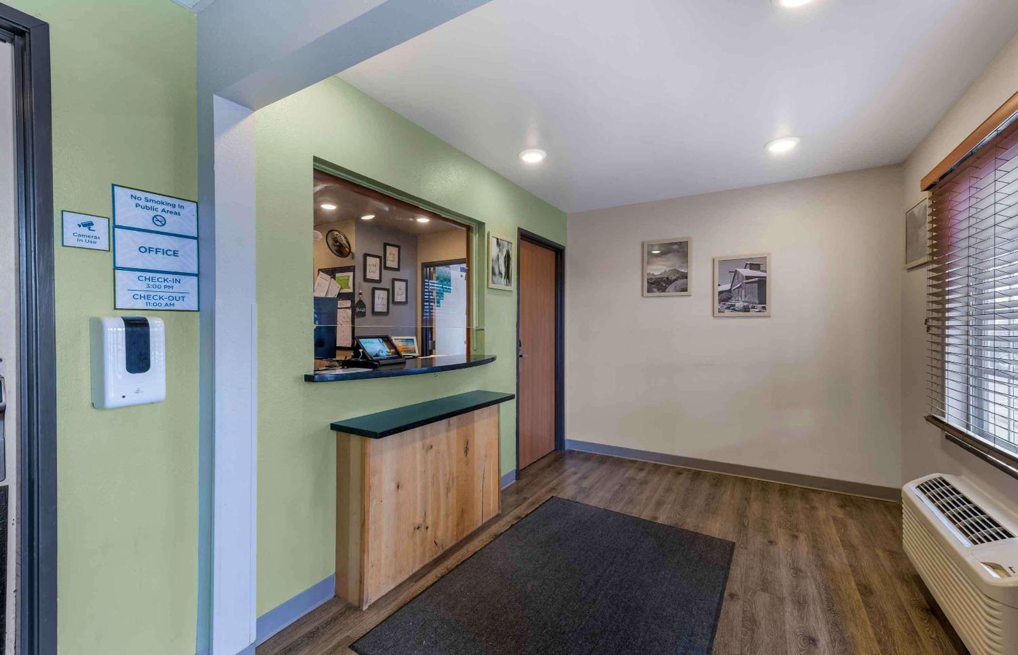 Extended Stay America Select Suites - Lubbock - West Экстерьер фото