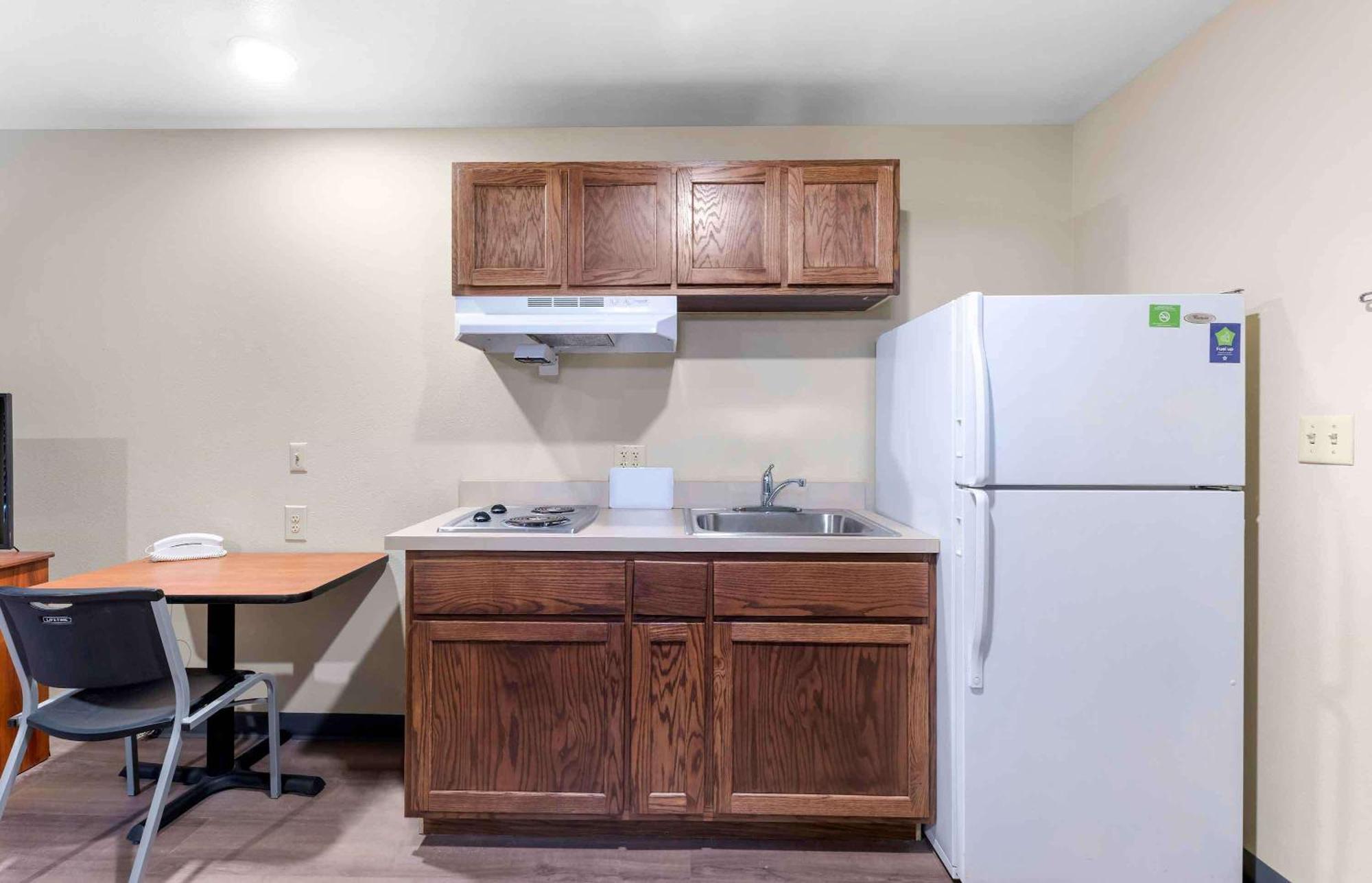 Extended Stay America Select Suites - Lubbock - West Экстерьер фото